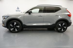 Volvo EX40 bild 2