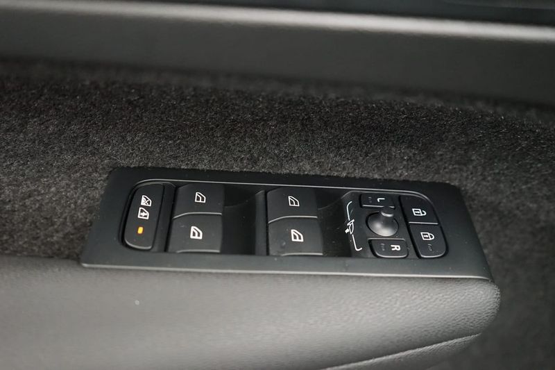 Volvo EX40 bild 11