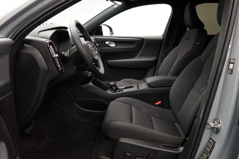 Volvo EX40 bild 5