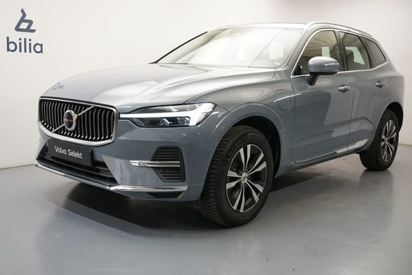 Volvo XC60 Recharge T6 II Core Edition, Förarstol elmanövrerad, Taklucka - 2024
