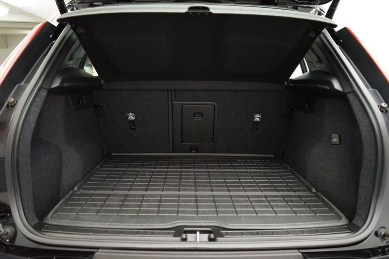 Volvo XC40 bild 8