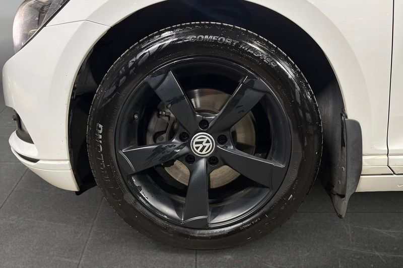 Volkswagen Passat bild 16
