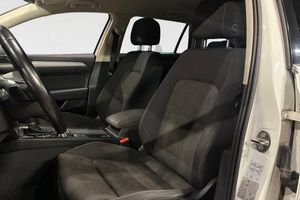 Volkswagen Passat bild 3