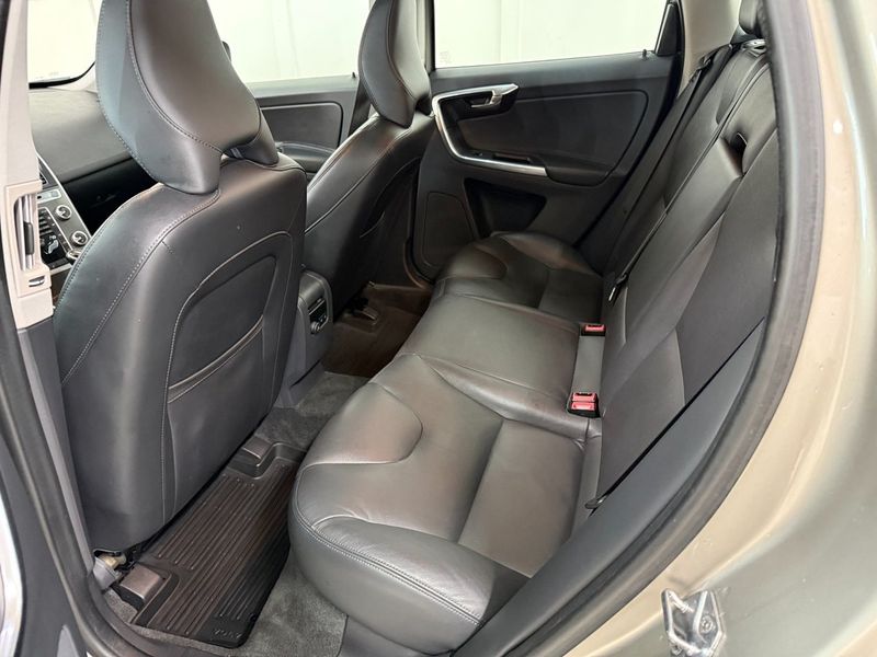 Volvo XC60 bild 8