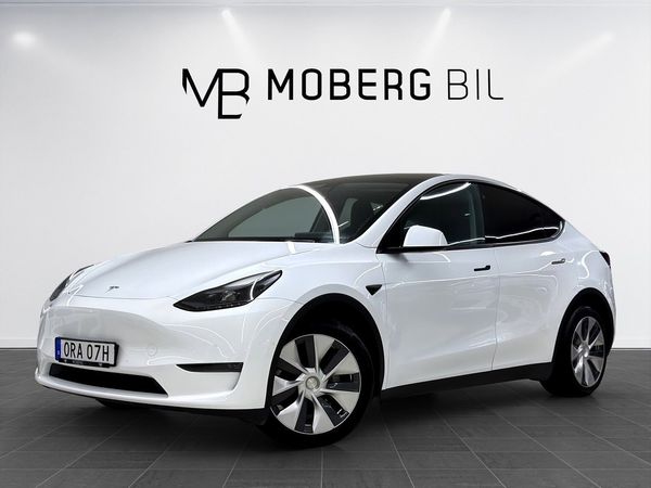 Tesla Model Y Long Range AWD 514hk Drag B-Kamera MOMS Pano - 2023