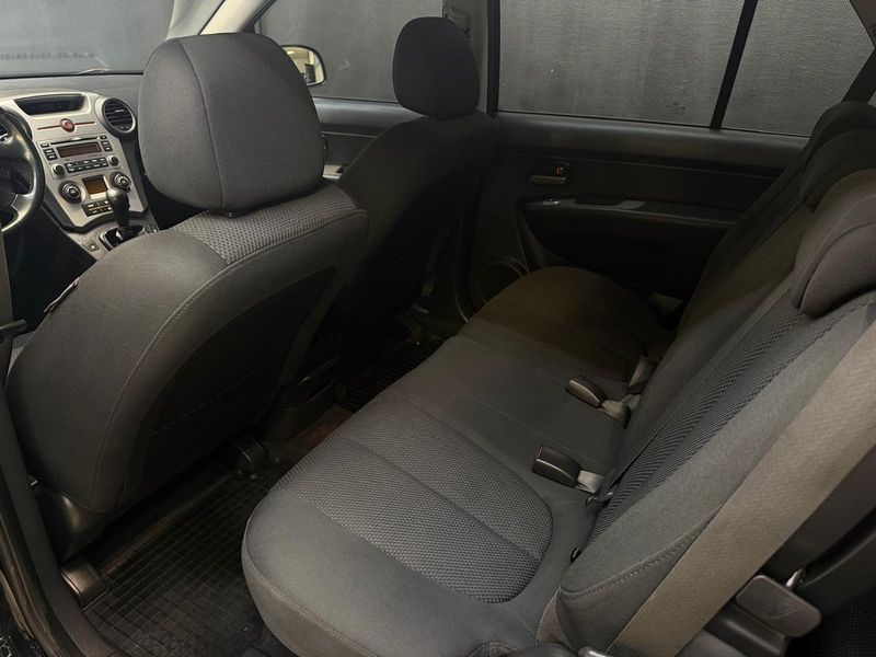 Kia Carens bild 17