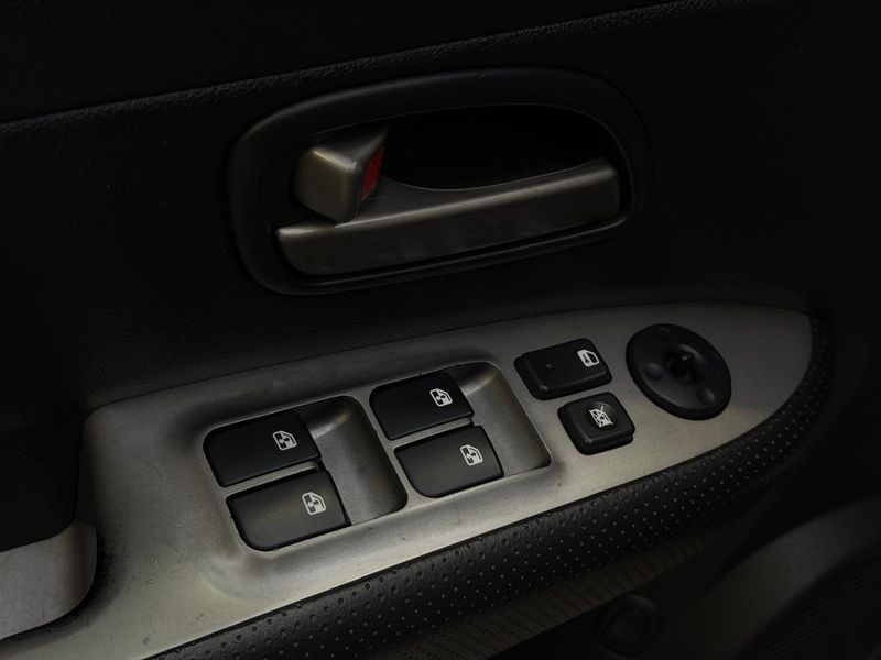 Kia Carens bild 15