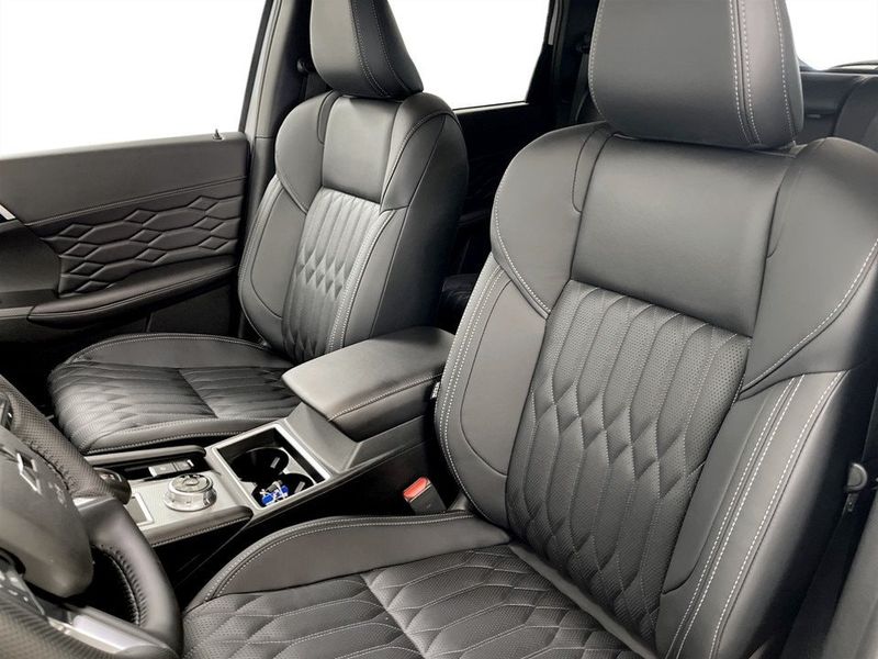 Mitsubishi Outlander bild 6