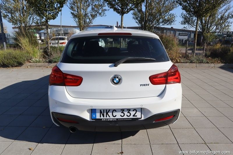 BMW 118 bild 11
