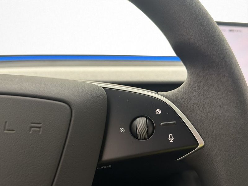 Tesla Model 3 bild 31