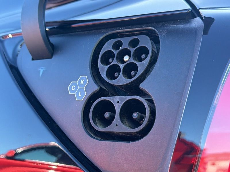 Tesla Model 3 bild 32