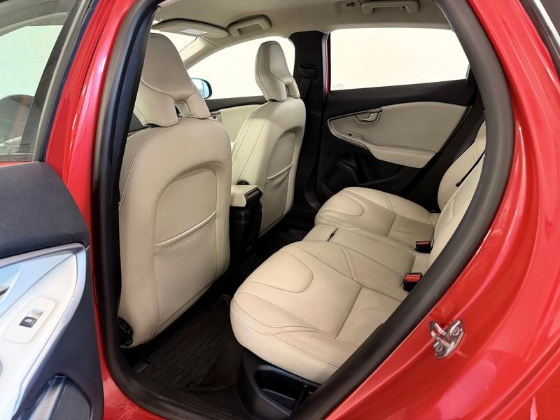 Volvo V40 bild 10