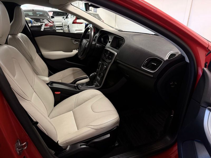 Volvo V40 bild 7