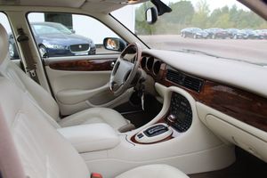 Jaguar XJ bild 4