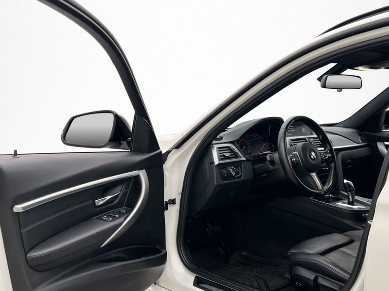 BMW 320 bild 10