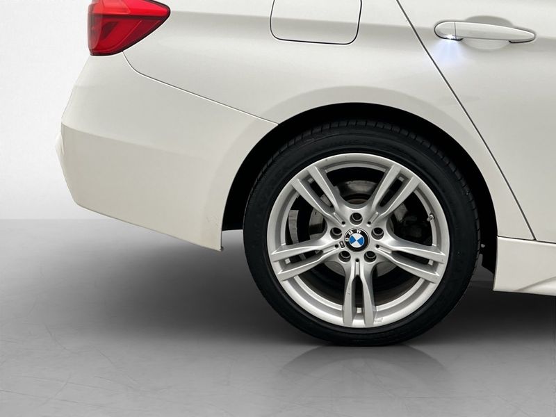 BMW 320 bild 28