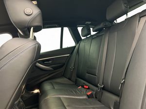BMW 320 bild 24