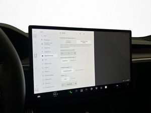 Tesla Model S bild 24