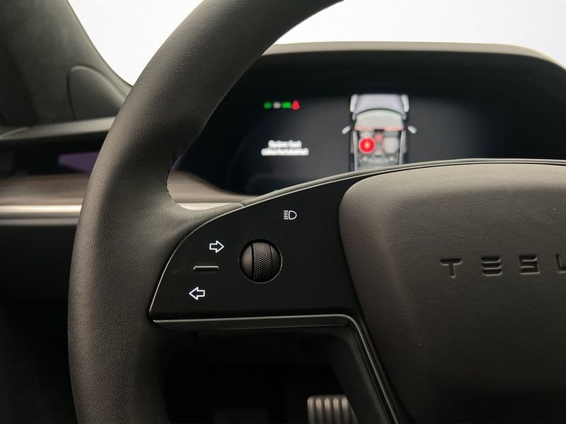 Tesla Model S bild 15