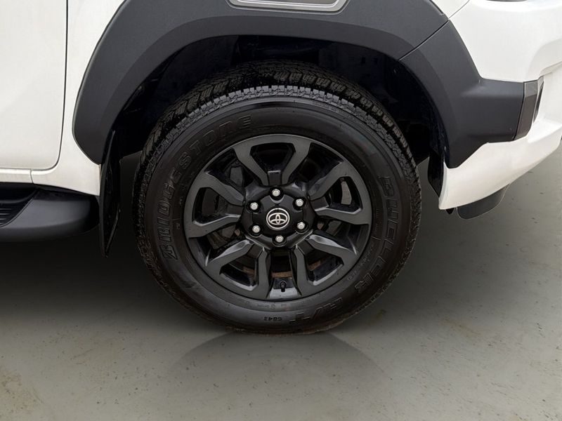 Toyota Hilux bild 31