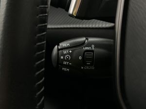 Peugeot 208 bild 14