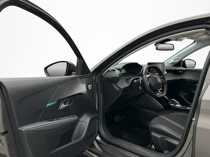 Peugeot 208 bild 10