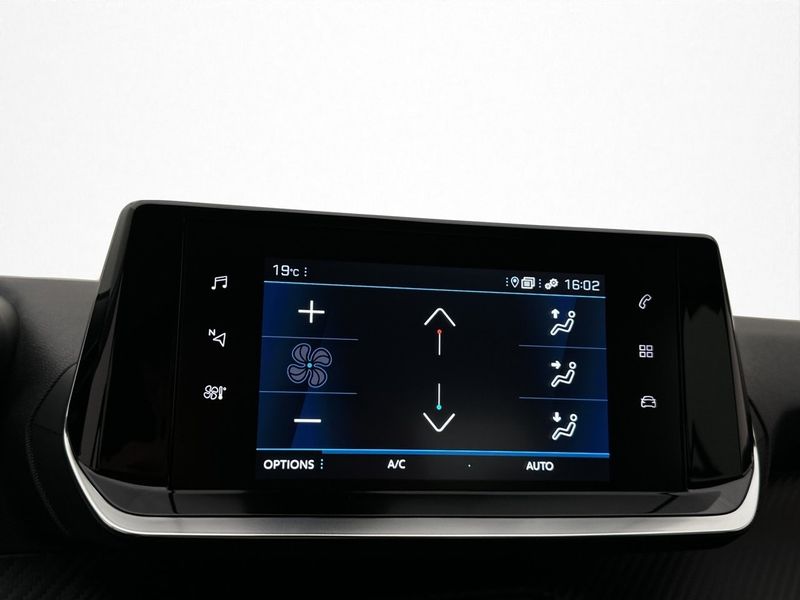Peugeot 208 bild 22
