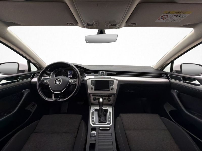 Volkswagen Passat bild 14