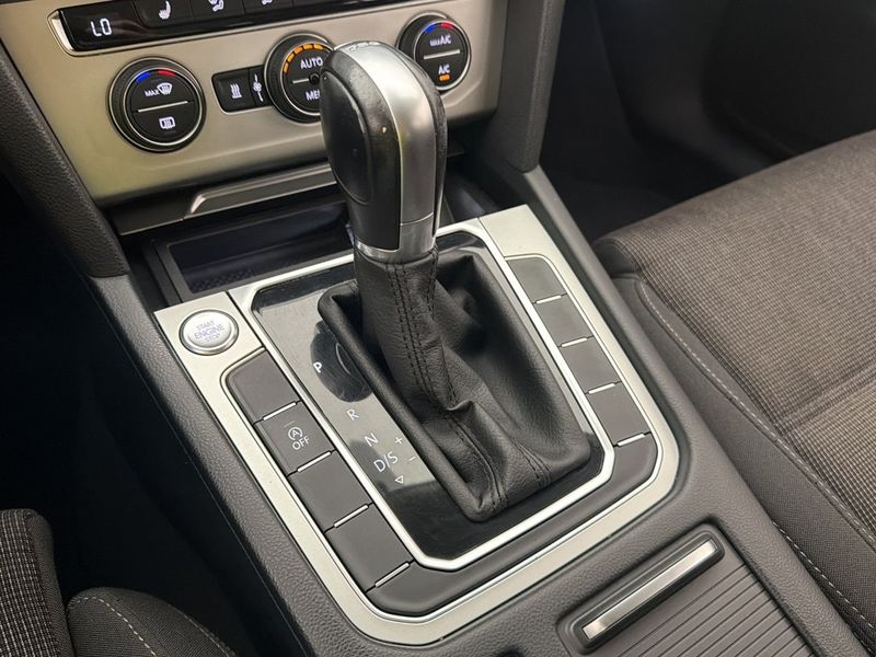 Volkswagen Passat bild 21