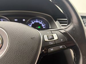 Volkswagen Passat bild 17