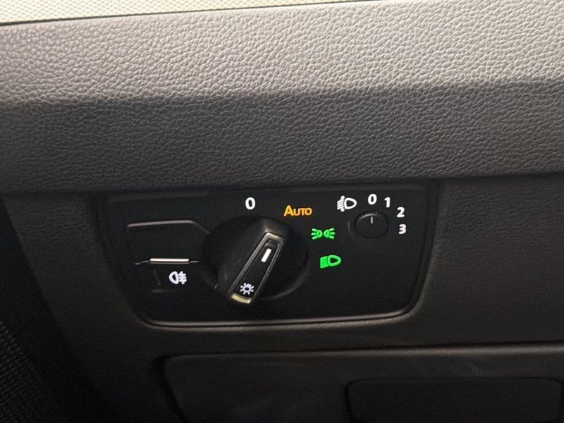 Volkswagen Passat bild 13