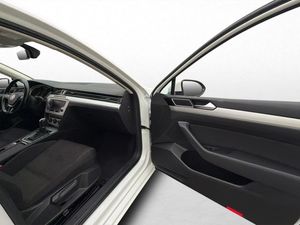 Volkswagen Passat bild 23
