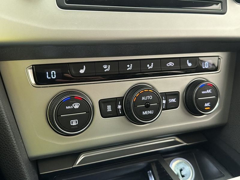 Volkswagen Passat bild 20