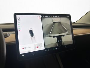 Tesla Model 3 bild 16