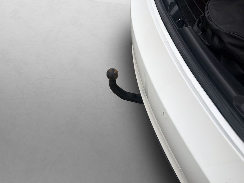 Tesla Model 3 bild 10