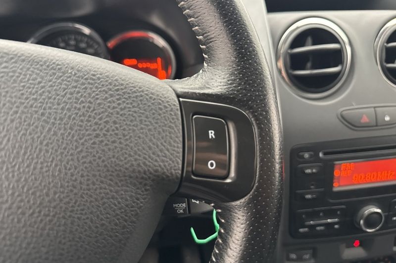 Dacia Duster bild 24
