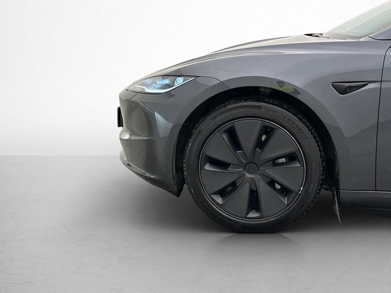 Tesla Model 3 bild 35