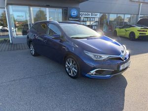 Toyota Auris bild 2