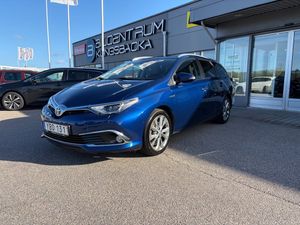 Toyota Auris bild 1