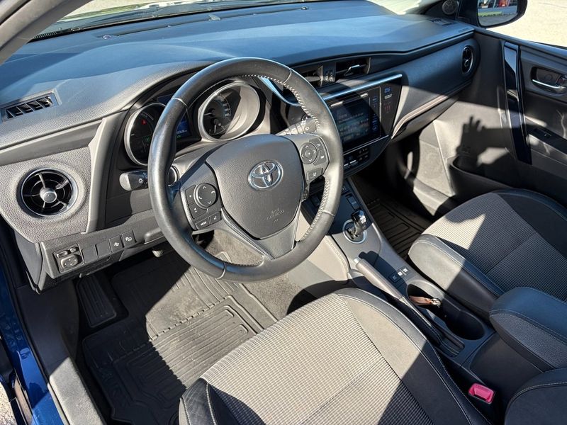 Toyota Auris bild 8