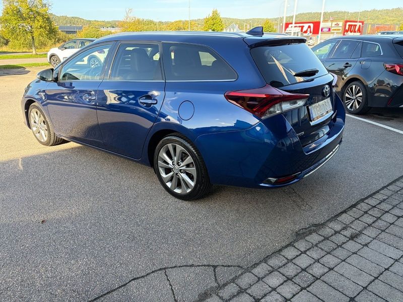 Toyota Auris bild 4