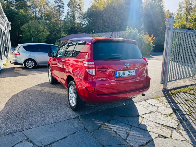 Toyota RAV4 bild 4