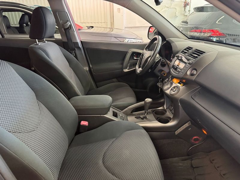Toyota RAV4 bild 17