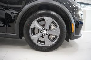 Ford Mustang Mach-E bild 8