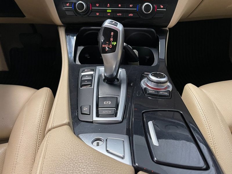 BMW 520 bild 13