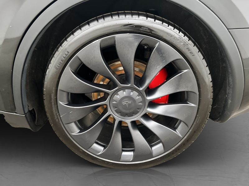 Tesla Model Y bild 34