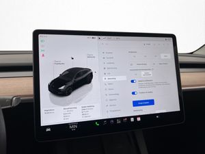 Tesla Model Y bild 23