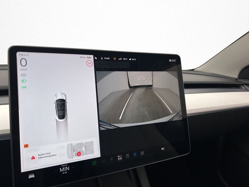 Tesla Model 3 bild 17