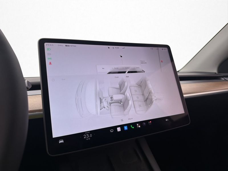 Tesla Model Y bild 23