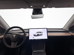 Tesla Model Y bild 15